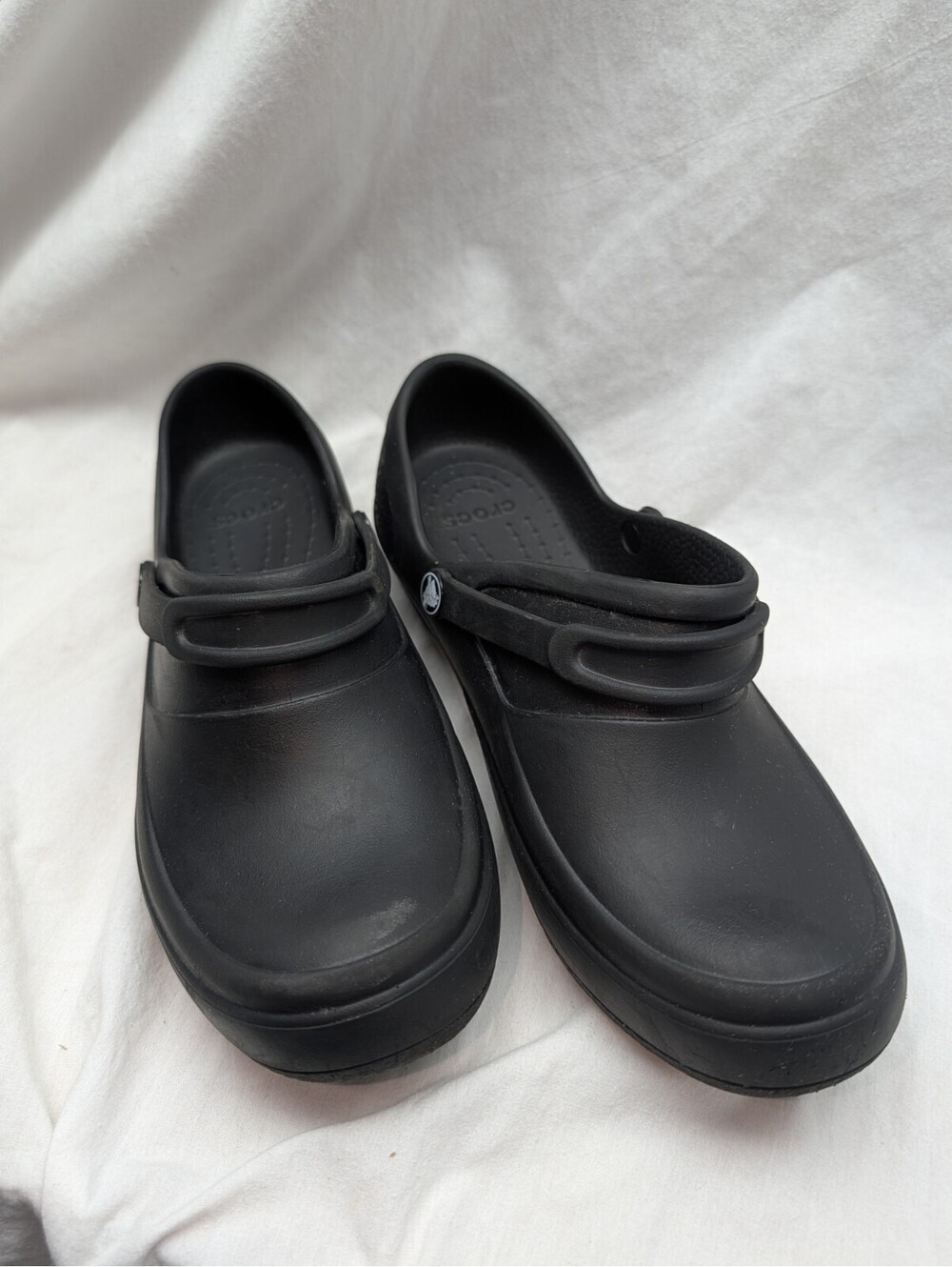 Crocs Flat Anti Slip Nursing Clogs Shoes Women’s Size 10 Black